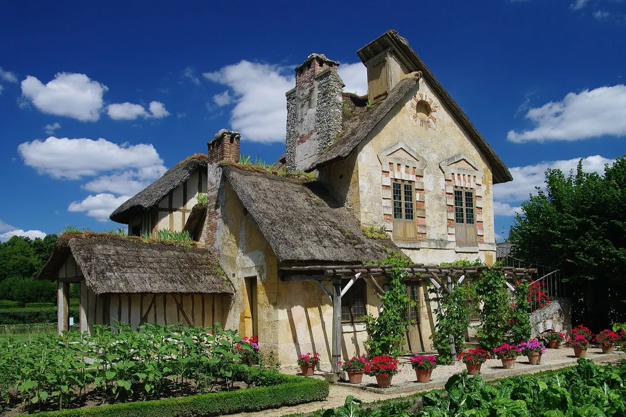 The King's private apartments and the estate, Versailles